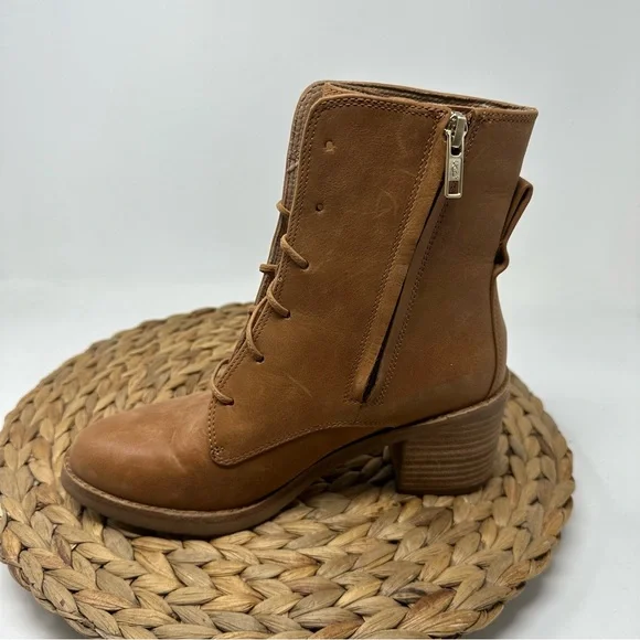 UGG Leather Oriana Lace Up Ankle Boot Chestnut Tan Size 6.5 - Picture 2 of 8